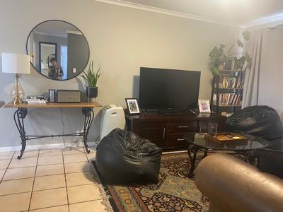 Apartment / Flat For Rent in Sonstraal Heights, Durbanville