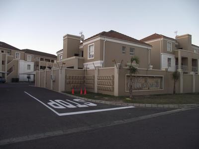 Apartment / Flat For Rent in Uitzicht, Durbanville